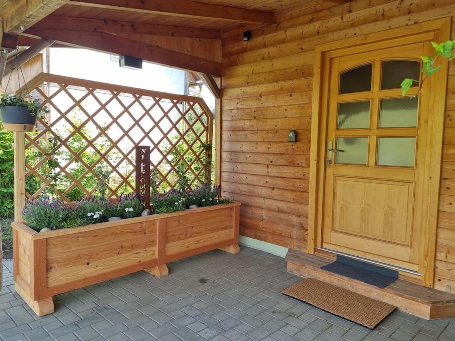 Ferienhaeuschen In Mariahof Apartman Kültér fotó